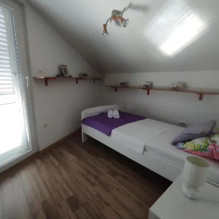 Apartman Petra 扎达尔